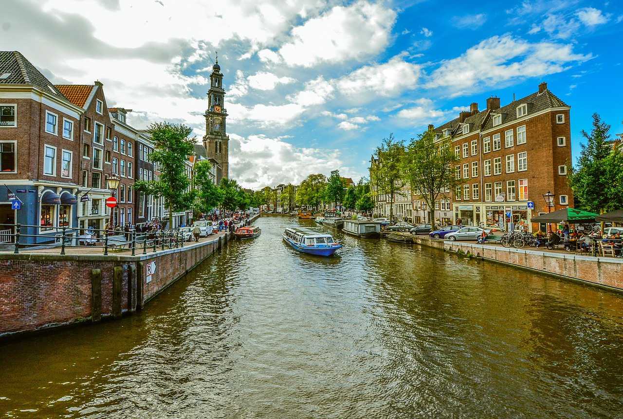 Amsterdam canal tour