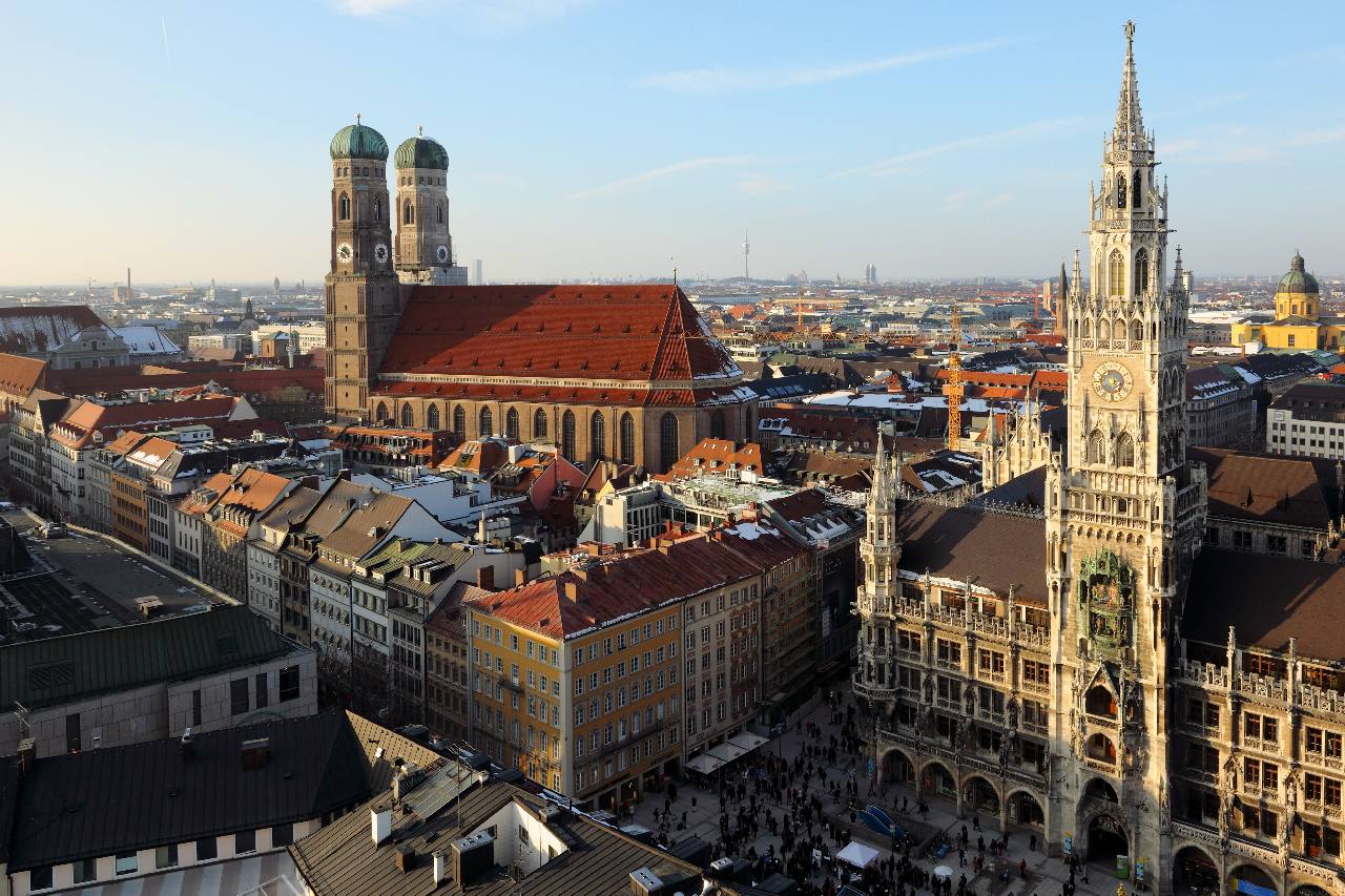 Frauenkirche and Neues Rathaus Munich